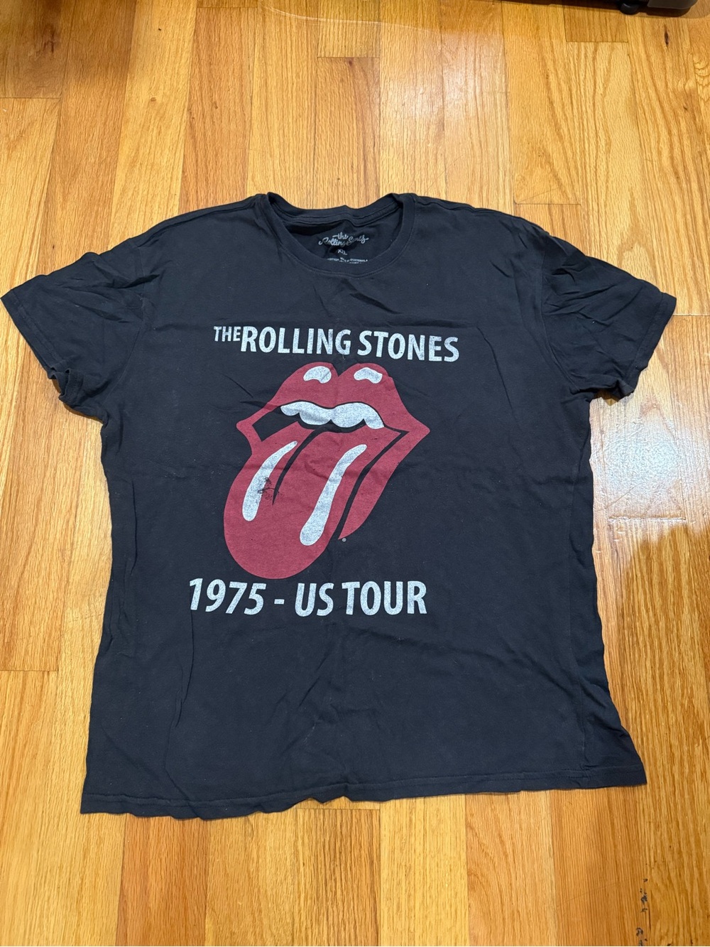 The Rolling Stones "1975 US Tour" Graphic Tee — Black XXL